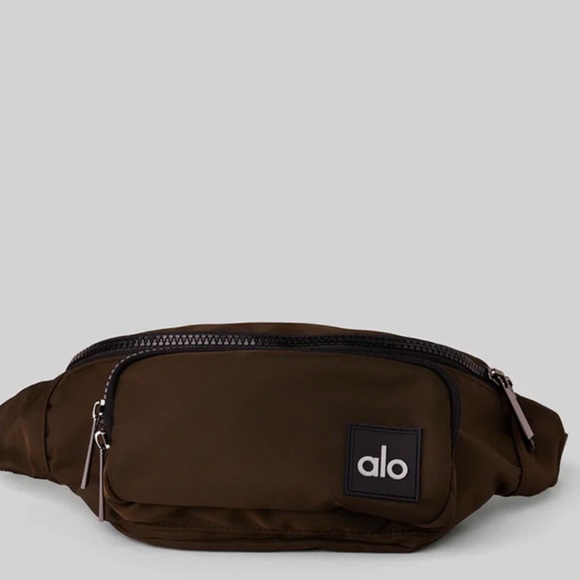 BNWT Alo Explorer Fanny Pack in Espresso